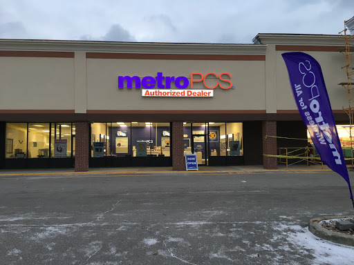 Cell Phone Store «MetroPCS Authorized Dealer», reviews and photos, 1733 Pearl Rd, Brunswick, OH 44212, USA