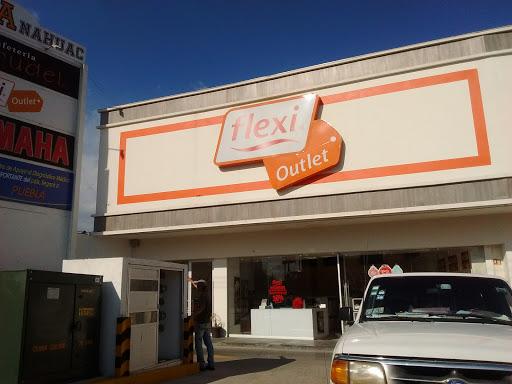 Flexi Outlet, Outlet Puebla, Orion Norte 501 Local A-A, Reserva Territorial Atlixcáyotl, 72810 Puebla, Pue., México, Outlet | PUE