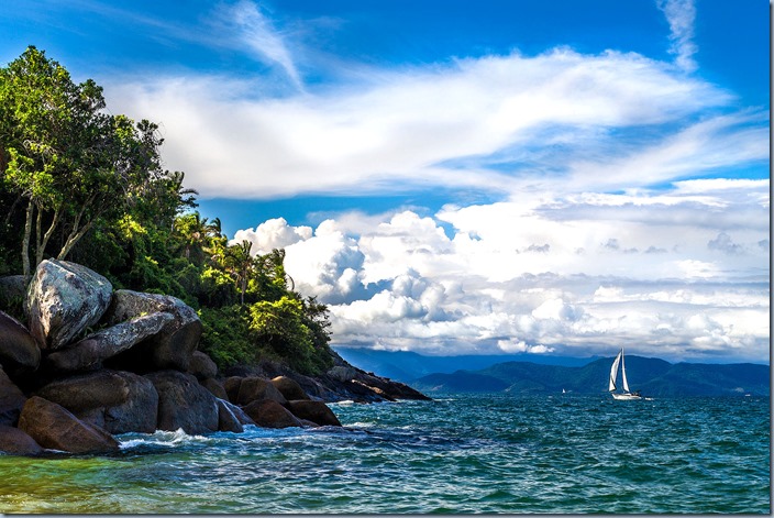 Velejando_nas_nuvens - Ilhabela - SP