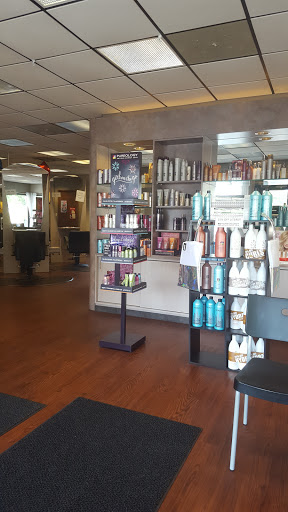 Hair Removal Service «Rau Salon», reviews and photos, 316 N Lake Ave # A, Twin Lakes, WI 53181, USA