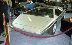 2002.02.16-150.06 Maserati Boomerang Italdesign 1972 chez Christies