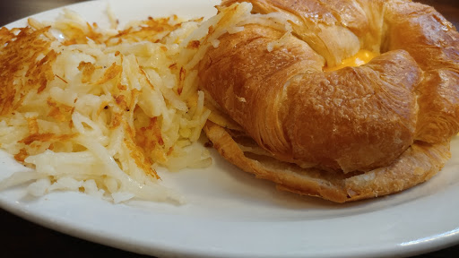 Brunch Restaurant «Eggsellent Cafe», reviews and photos, 1016 E Hebron Pkwy, Carrollton, TX 75010, USA