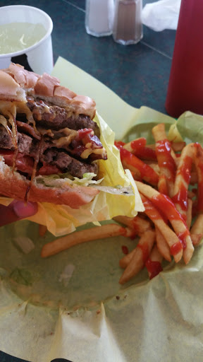 American Restaurant «Great American Hamburger», reviews and photos, 35 E Richmond Ave, Richmond, CA 94801, USA