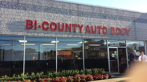 Auto Body Shop «Bi County Auto Body Inc», reviews and photos, 400 E Main St, Smithtown, NY 11787, USA