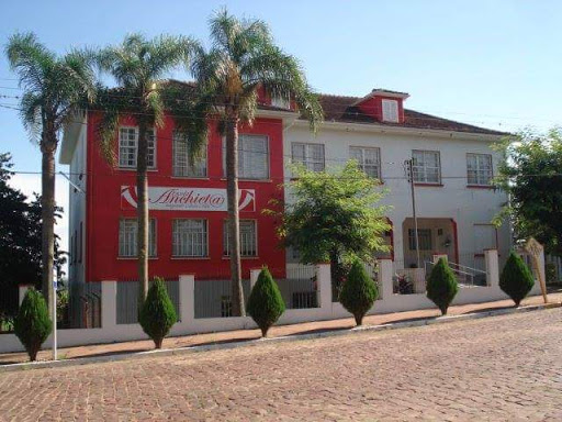 Escola de Ensino Médio Anchieta, R. Alvarenga, 642 - Centro, Vera Cruz - RS, 96880-000, Brasil, Ensino, estado Sao Paulo