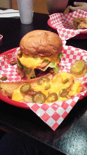 Hamburger Restaurant «Beyond Burger», reviews and photos, 10510 Emmett F Lowry Expy, Texas City, TX 77591, USA