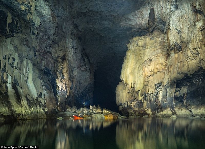 Hang động sông lớn nhất thế giới ở Lào Tham-khoun-xe-9%25255B2%25255D