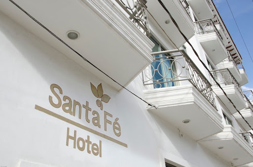 Hotel Santa Fe, Av. 20 de Noviembre 791, Centro, 60250 Paracho, MICH, México, Hotel en el centro | MICH