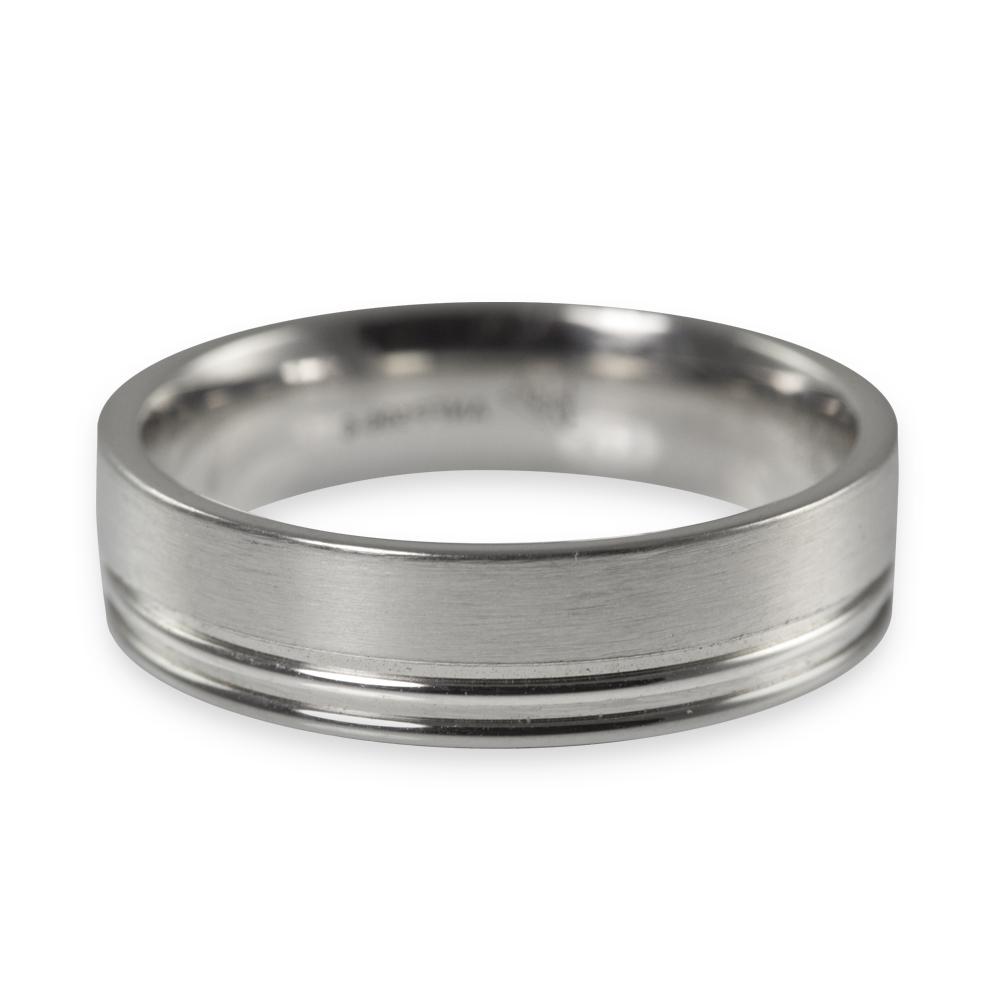 Off-Set Lined Wedding Ring