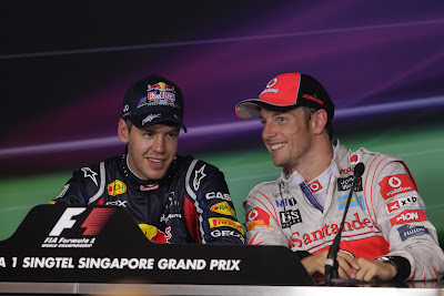 Себастьян Феттель и Дженсон Баттон на пресс-конференции после квалификации на Гран-при Сингапура 2011