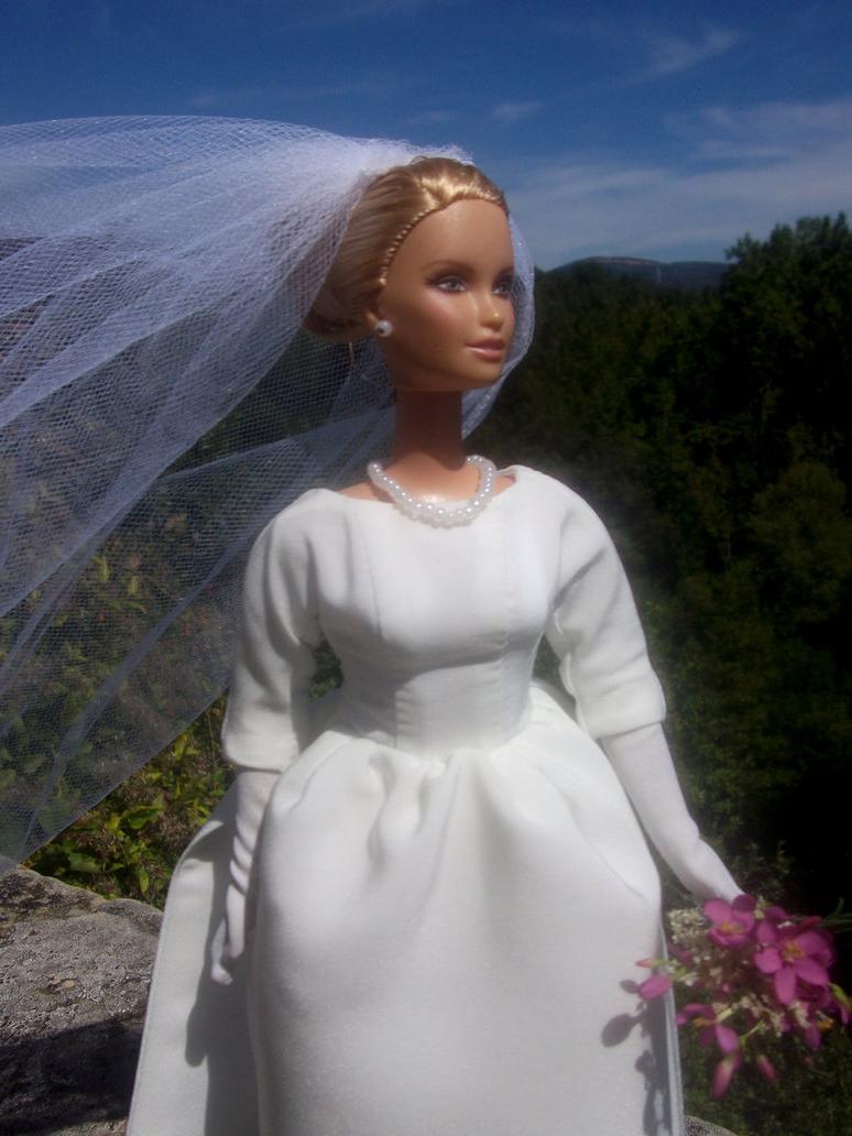 BARBIE WEDDING DRESS.1 by