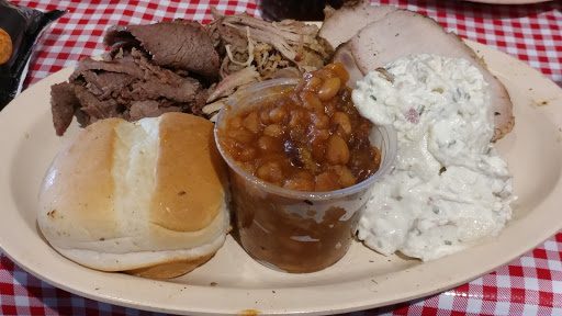 Barbecue Restaurant «Whole Hog Cafe», reviews and photos, 2731 N Glenstone Ave, Springfield, MO 65803, USA