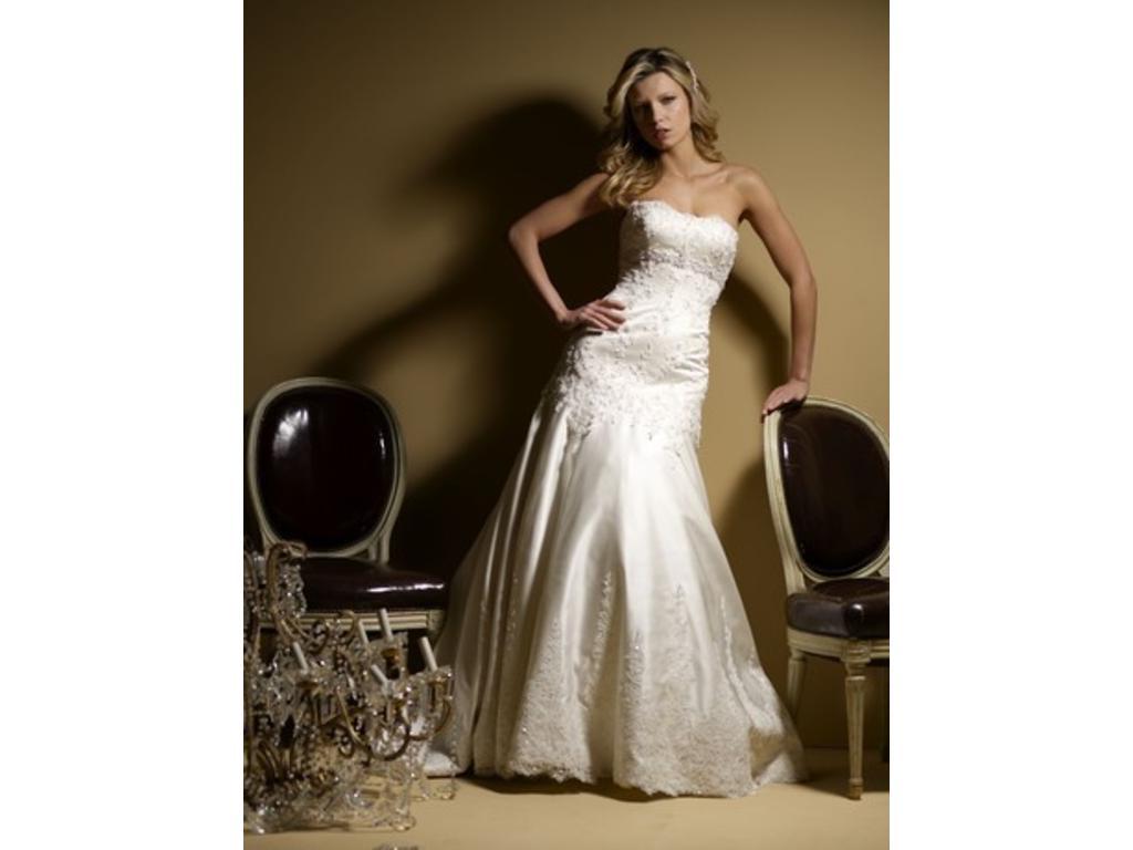 Pnina Tornai.    2500