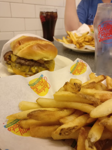 Hamburger Restaurant «Johnny Rockets», reviews and photos, 50 Massachusetts Ave NE, Washington, DC 20002, USA