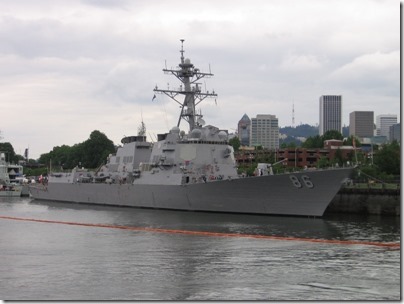 IMG_6212 Arleigh Burke-class Destroyer USS Shoup (DDG-86) in Portland, Oregon on June 7, 2009