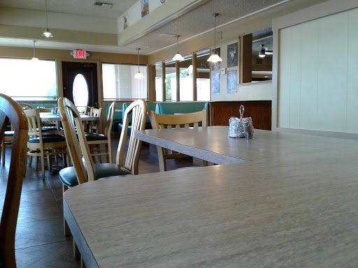 Restaurant «Cafe 101 Restaurant», reviews and photos, 101 W Polk St, Coalinga, CA 93210, USA