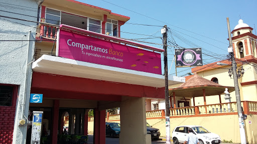 Compartamos Banco Santiago, Eduardo L. Murguía 63, Centro, 95830 Santiago Tuxtla, Ver., México, Institución financiera | VER