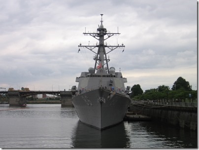 IMG_6208 Arleigh Burke-class Destroyer USS Shoup (DDG-86) in Portland, Oregon on June 7, 2009