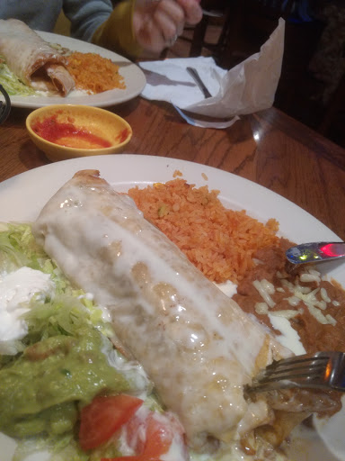 Mexican Restaurant «El Rodeo», reviews and photos, 2064 Woodbury Ave, Newington, NH 03801, USA