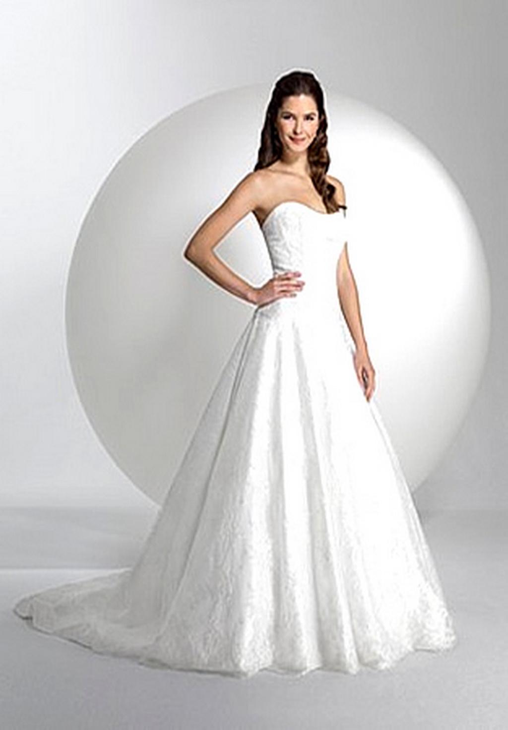 luxurious wedding gowns and