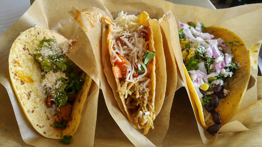 Mexican Restaurant «QDOBA Mexican Eats», reviews and photos, 20090 Van Aken Blvd, Shaker Heights, OH 44122, USA
