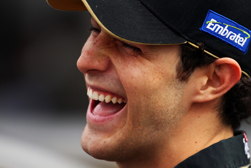 Бруно Сенна смеется на Гран-при Италии 2011