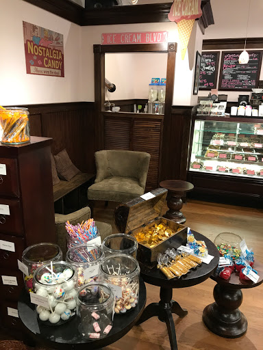 Store «Loveland Sweets», reviews and photos, 124 W Loveland Ave, Loveland, OH 45140, USA