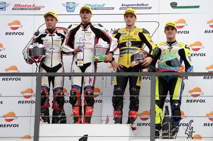 cev-moto2-gara1-2015navarra.jpg