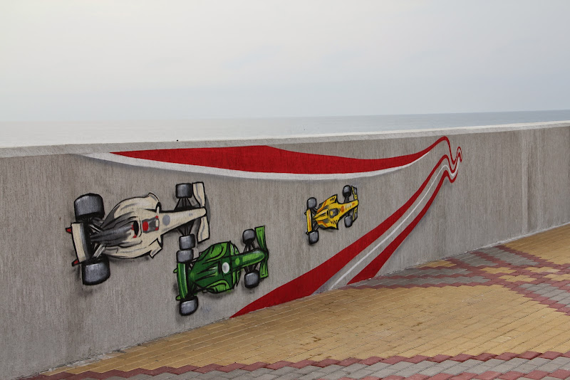 граффити Формулы-1 на набережной Сочи на Гран-при России 2014