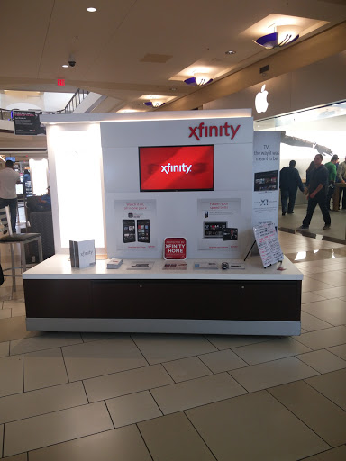 Internet Service Provider «Xfinity By Comcast Orland Park», reviews and photos, 288 Orland Square Dr, Orland Park, IL 60462, USA