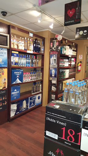 Liquor Store «Liquor Store», reviews and photos, 1070 Irish Hill Dr, Biloxi, MS 39530, USA