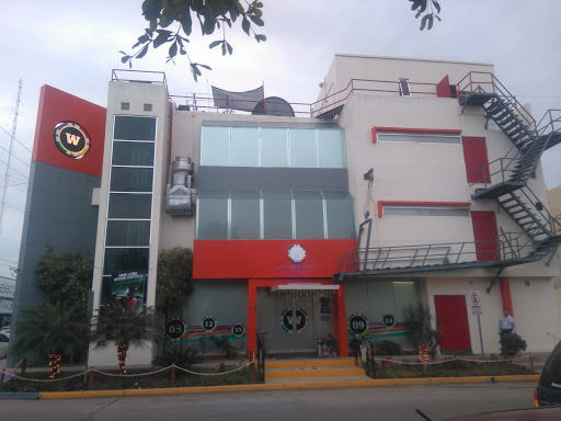 FAMSA Guamúchil, Guadalupe Victoria 426, Zona Centro, 81400 Guamúchil, Sin., México, Tienda de motocicletas | SIN
