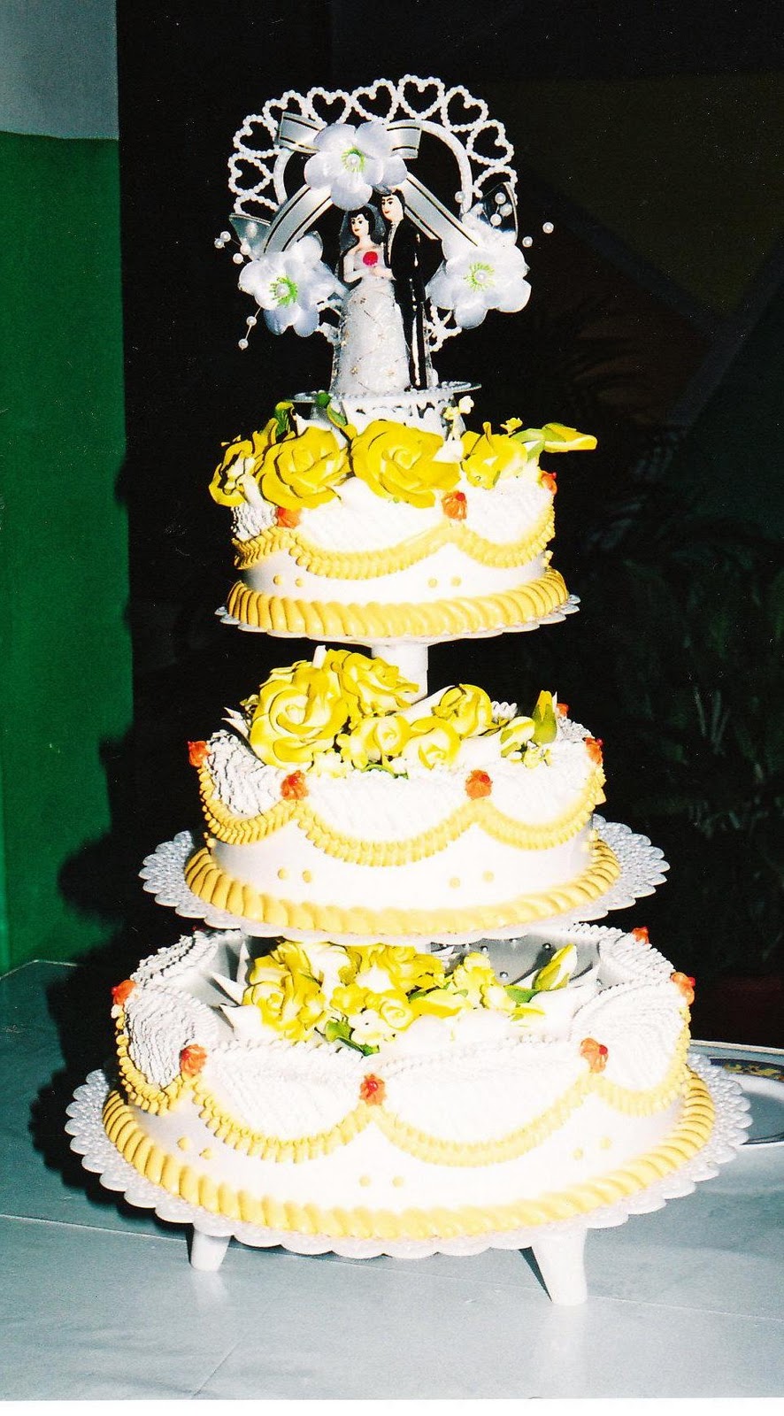 3 tier Wedding cake. S  33.00