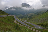 Oberalppaß, Ostrampe. Von Disentis kommend.
Mit komplett neuer Asphaltdecke. Leider mit weniger Grip als es der alte Fahrbahnbelag hatte.