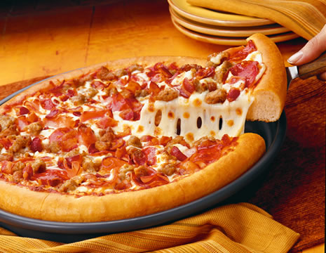 Pizza Restaurant «Pizza Hut», reviews and photos, 203 Magnolia Ave, Auburndale, FL 33823, USA