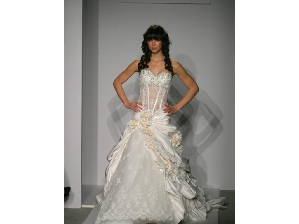 pnina tornai wedding gowns