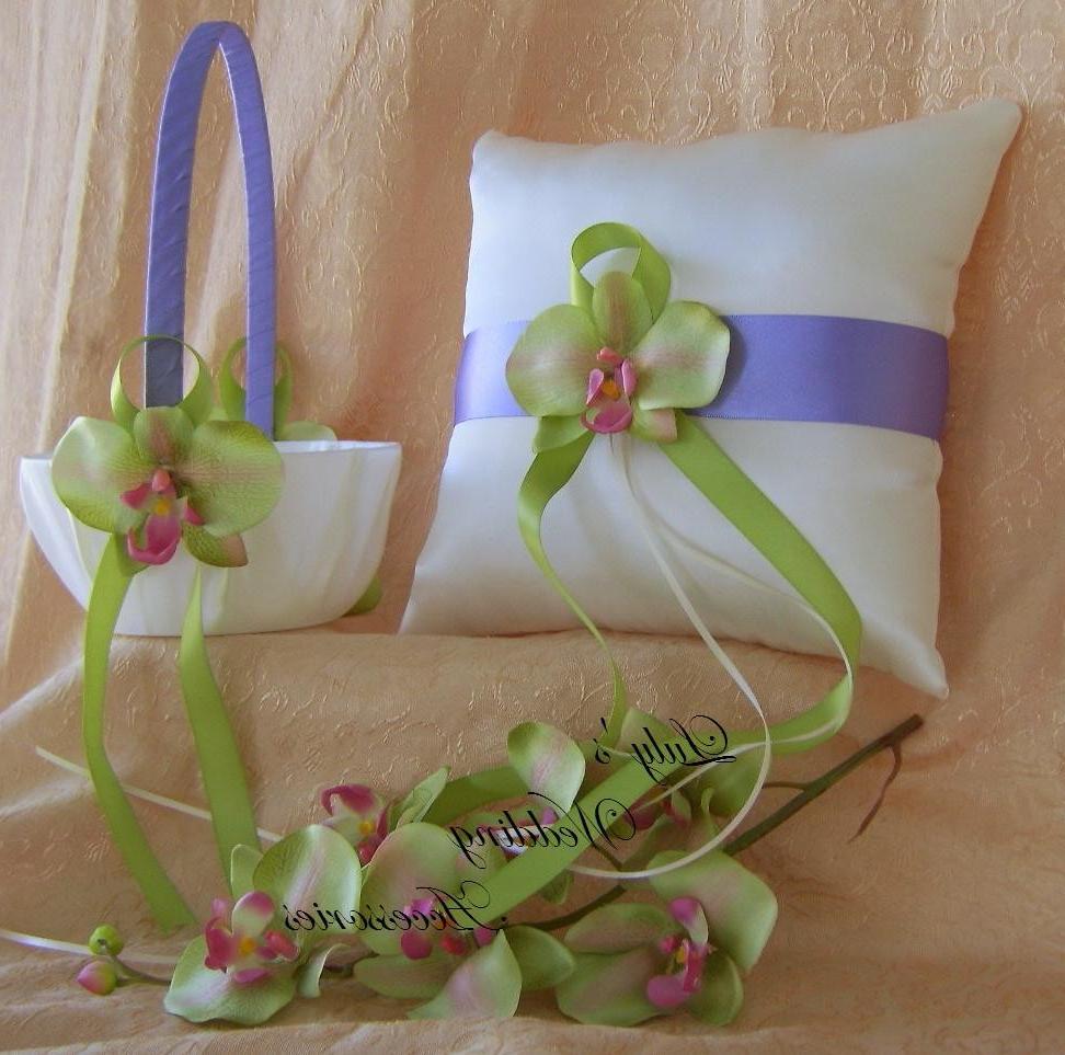 Lilac and Green Wedding Color,