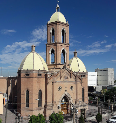Catedral de Nuestra Sra. De Guadalupe, Hidalgo 479, Centro, 35000 Gómez Palacio, Dgo., México, Iglesia cristiana | DGO