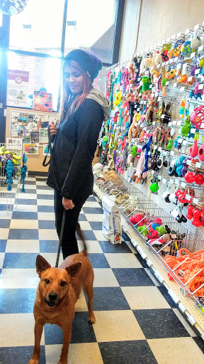 Pet Supply Store «Pet Pros Hillsboro», reviews and photos, 7290 NE Butler St, Hillsboro, OR 97124, USA