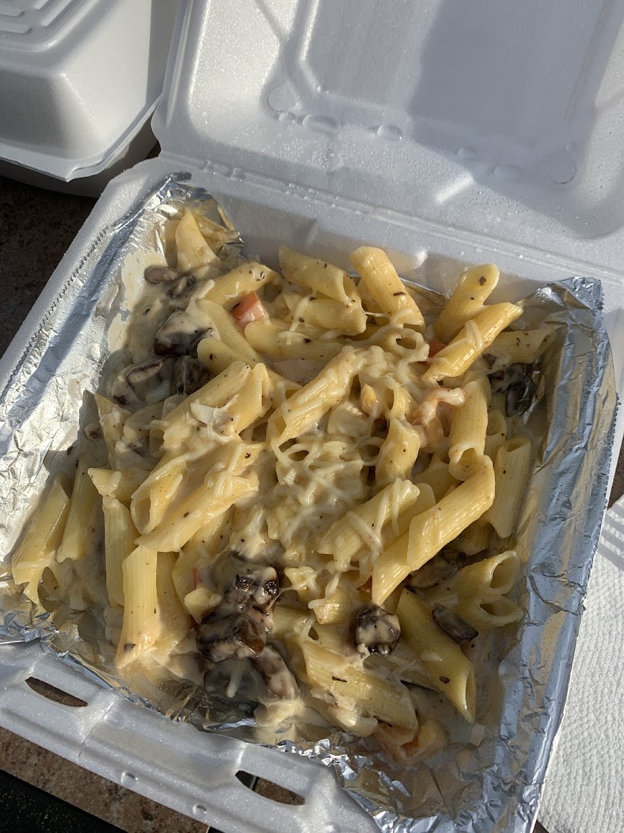 Maryland crab pasta