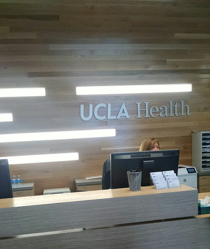 Medical Clinic «UCLA Health Woodland Hills - Family Medicine, Internal Medicine & Pediatrics», reviews and photos