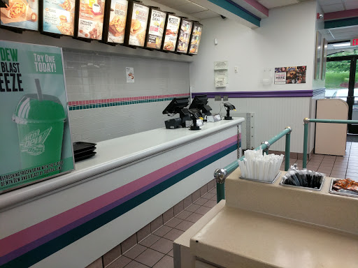 Mexican Restaurant «Taco Bell», reviews and photos, 3 Elm St, Fishkill, NY 12524, USA