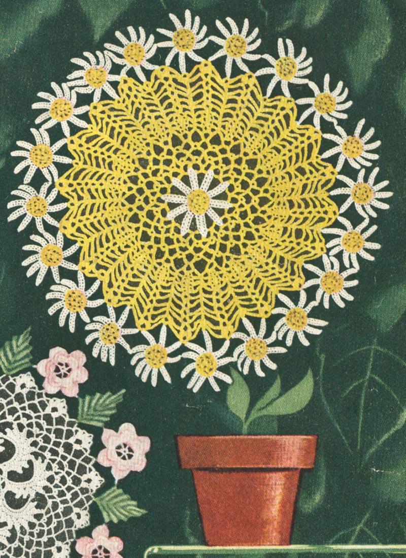 Vintage 1940s Daisy Doily