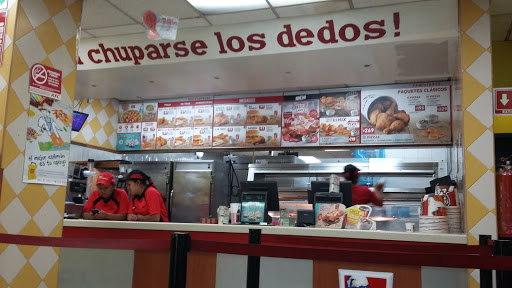 KFC, Circuito del Golfo s/n esq Constitución, Pueblo Nuevo, 86500 Heroica Cárdenas, Tab., México, Restaurante de comida rápida | SLP