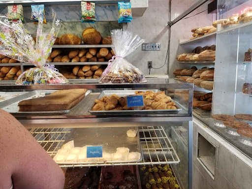 Bakery «Zeppieri & Sons Italian Bakery», reviews and photos, 3004 Buhre Ave, Bronx, NY 10461, USA