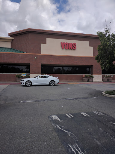 Grocery Store «Vons», reviews and photos, 82 W Foothill Blvd, Upland, CA 91786, USA