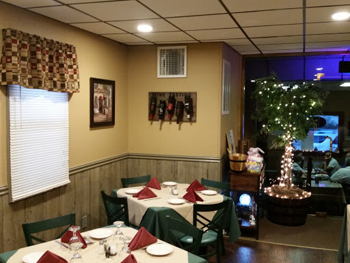 Restaurant «Cosmo Bella Pizza», reviews and photos, 135 Newark Pompton Turnpike, Pequannock Township, NJ 07440, USA
