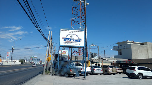 Industria Carrocera San Roberto S.A. de C.V., Km., Lic. José López Portillo 994, Valle del Cañada, 66059 Cd Gral Escobedo, N.L., México, Concesionario de remolques de servicios públicos | NL