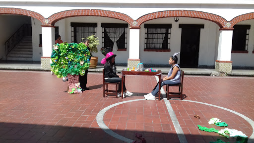 Escuela Niño Artillero, Zacatillo 14, Centro, 40200 Taxco, Gro., México, Escuela | GRO