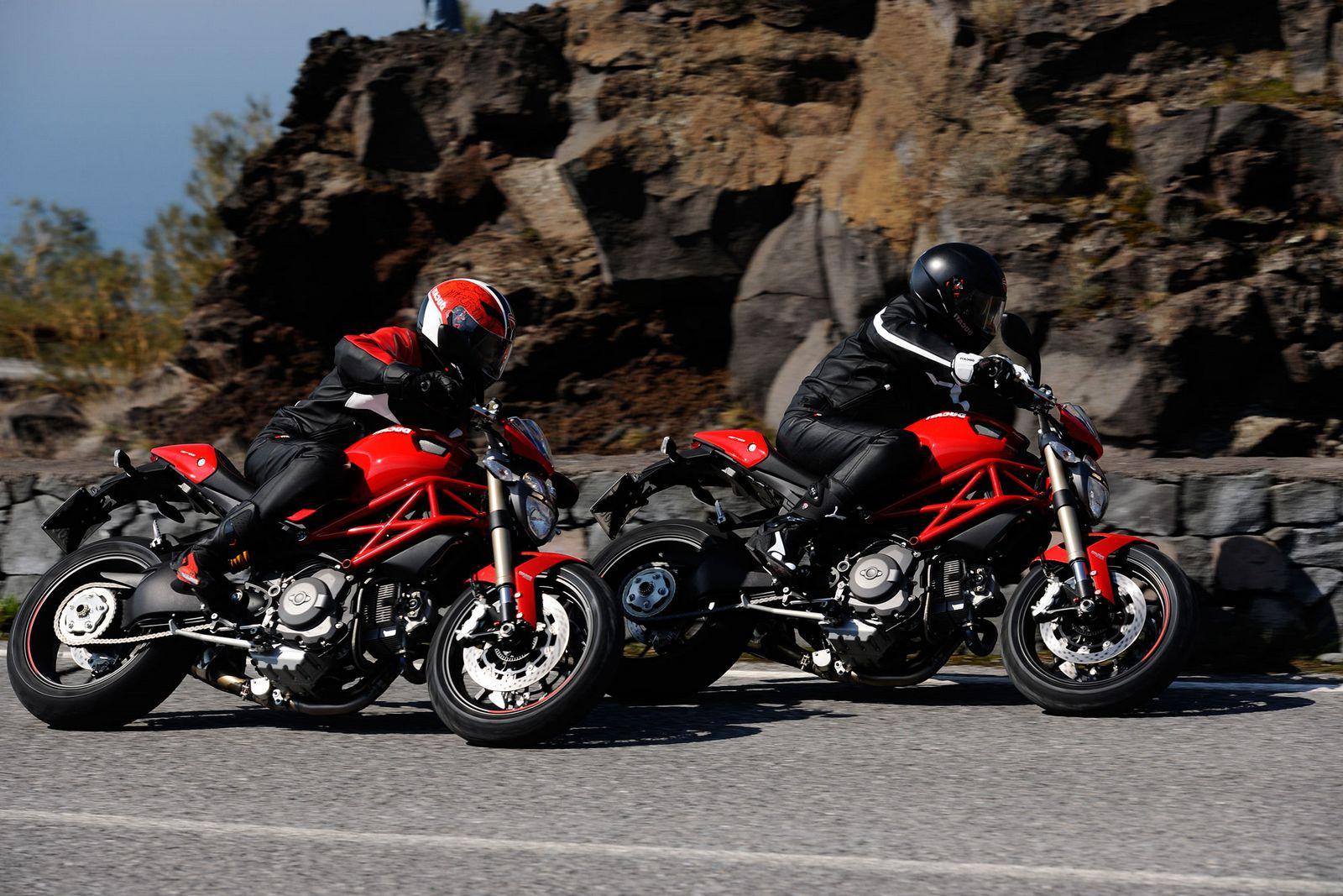 2012 Ducati monster 1100 evo